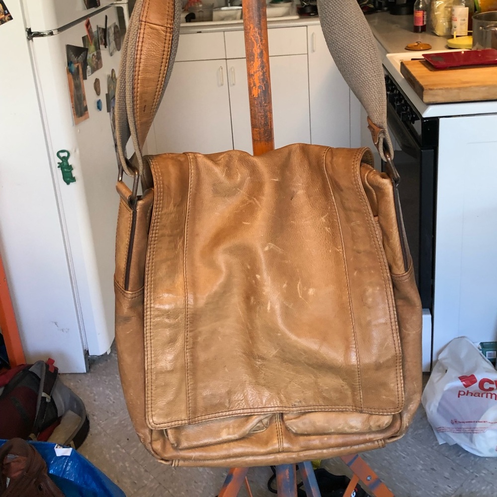 Fossil Messenger Bag-